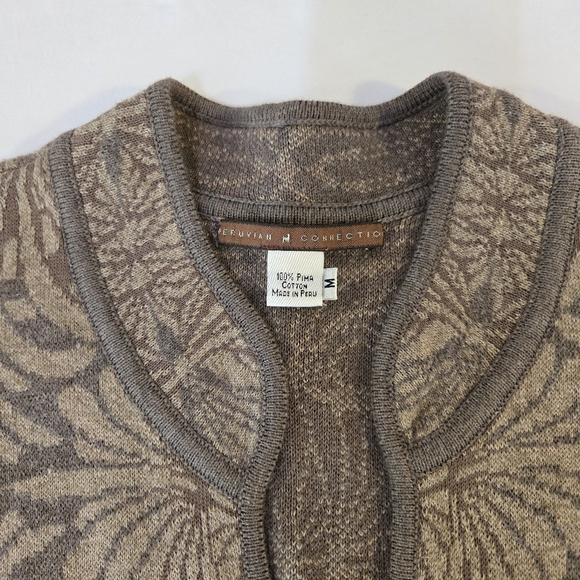 Peruvian‎ Collection Toggle Sweater - Size Medium - Picture 4 of 5
